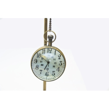 Zegar wiszący na podstawie metalowo-skórzanej CLK-0186