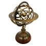 Astrolabium mosiężne na drewnianej podstawie 28 cm – dekoracja vintage – ARM-0038