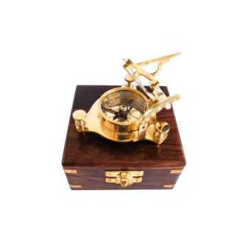 Kieszonkowy Zegar Dollonda - mosiężny zegar słoneczny z kompasem w marynistycznym pudełku