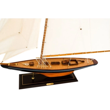 Olbrzymi, drewniany model słynnego jachtu Columbia, zwycięzcy regat America's Cup, 105cm