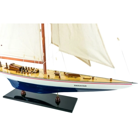 Wielki drewniany model jachtu legendy J-Class America's Cup z 1934 - “Endeavour”