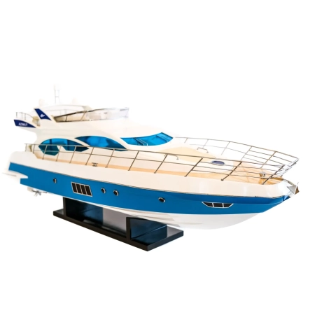 Azimut 64 Flybridge - olbrzymi, marynistyczny model włoskiej łodzi motorowej 85cm