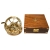 Stylowy kompas żeglarski z mosiądzu z zegarem słonecznym w marynistycznym pudełku